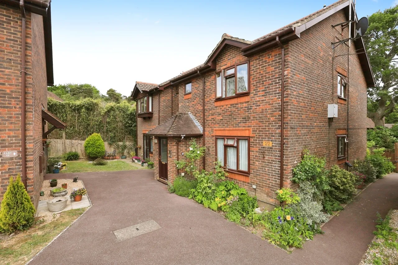 Alexandra Road, Heathfield, TN21, photo 14