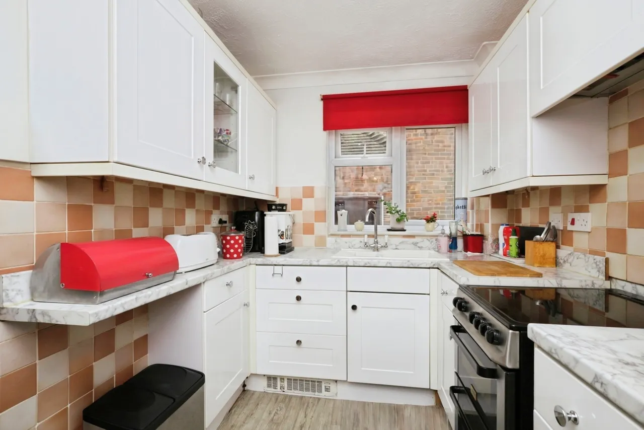 Alexandra Road, Heathfield, TN21, photo 13