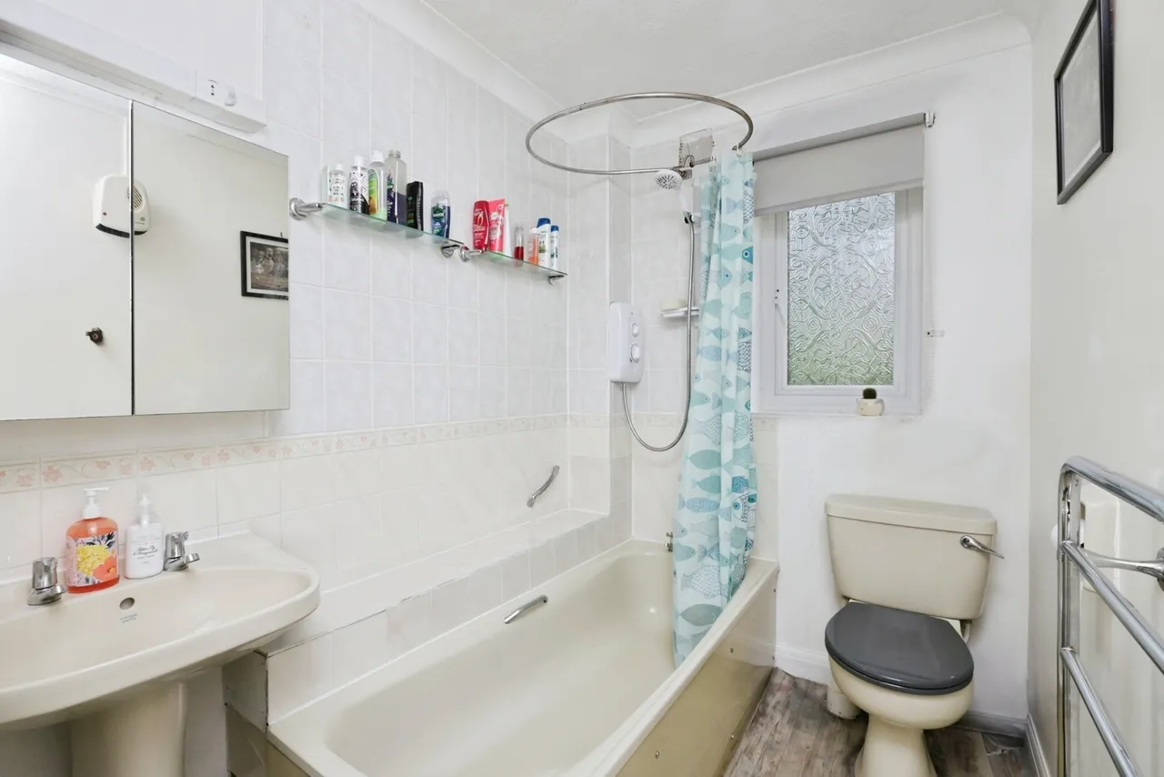 Alexandra Road, Heathfield, TN21, photo 5