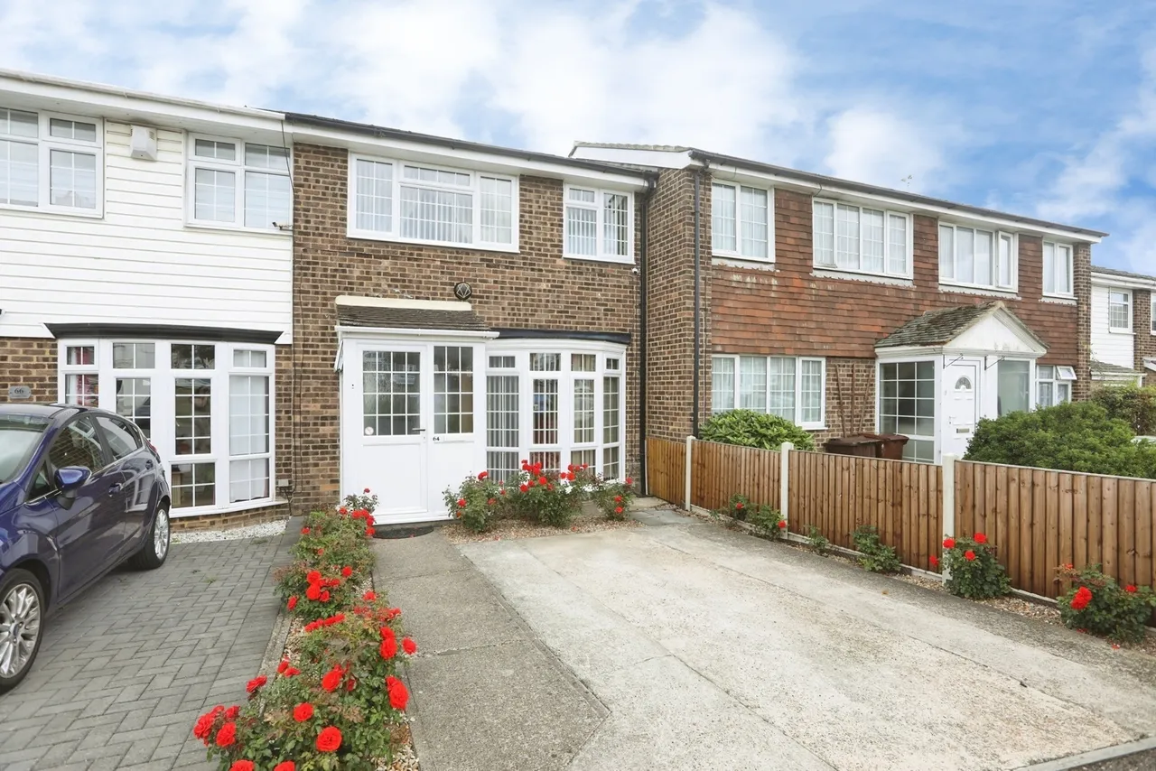 3 bed house for sale, Emerald View, Warden, ME12