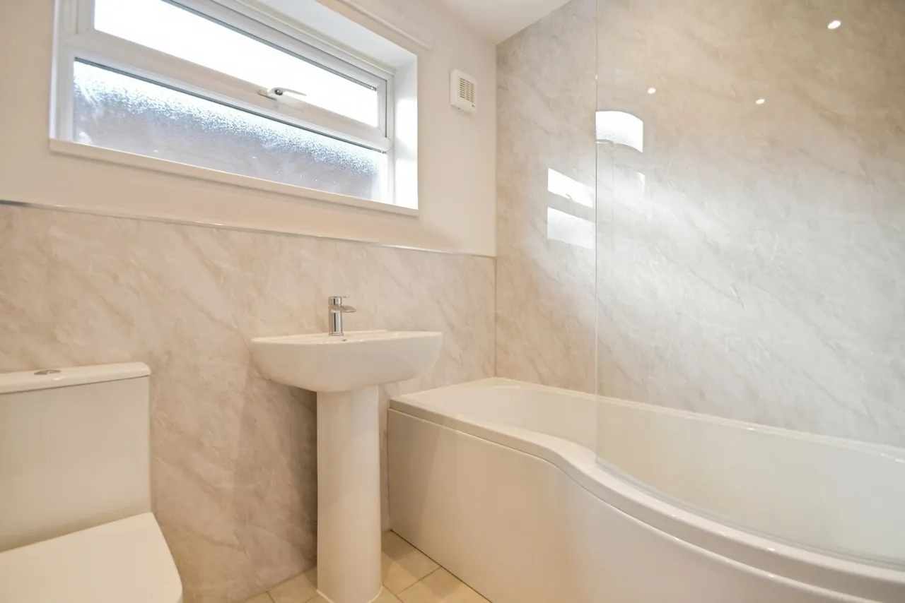 Devon Park View, Derbyshire, S43, photo 10