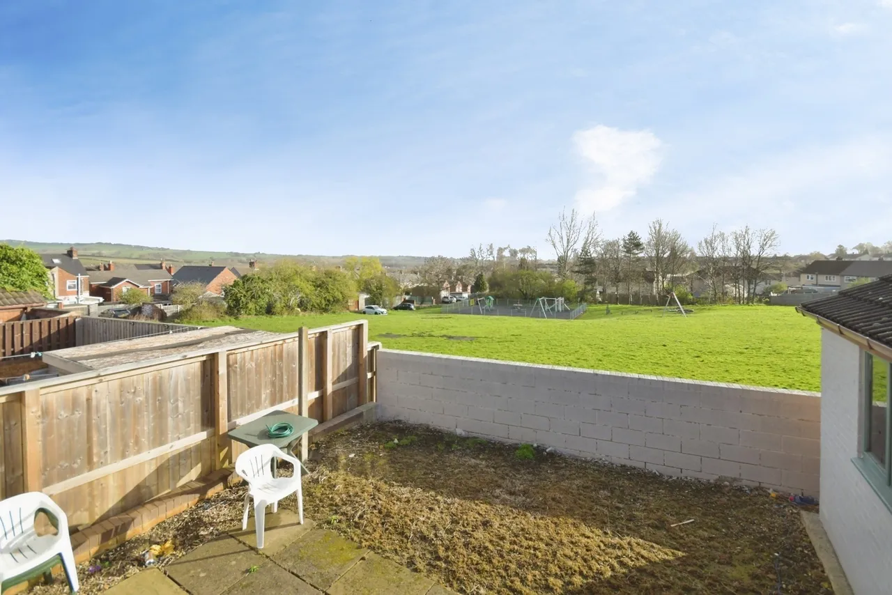 Devon Park View, Derbyshire, S43, photo 11