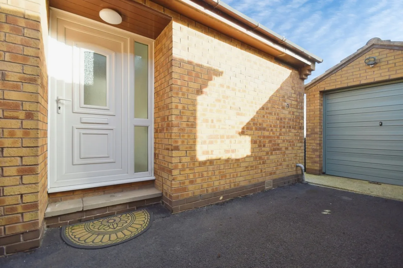 Devon Park View, Derbyshire, S43, photo 17