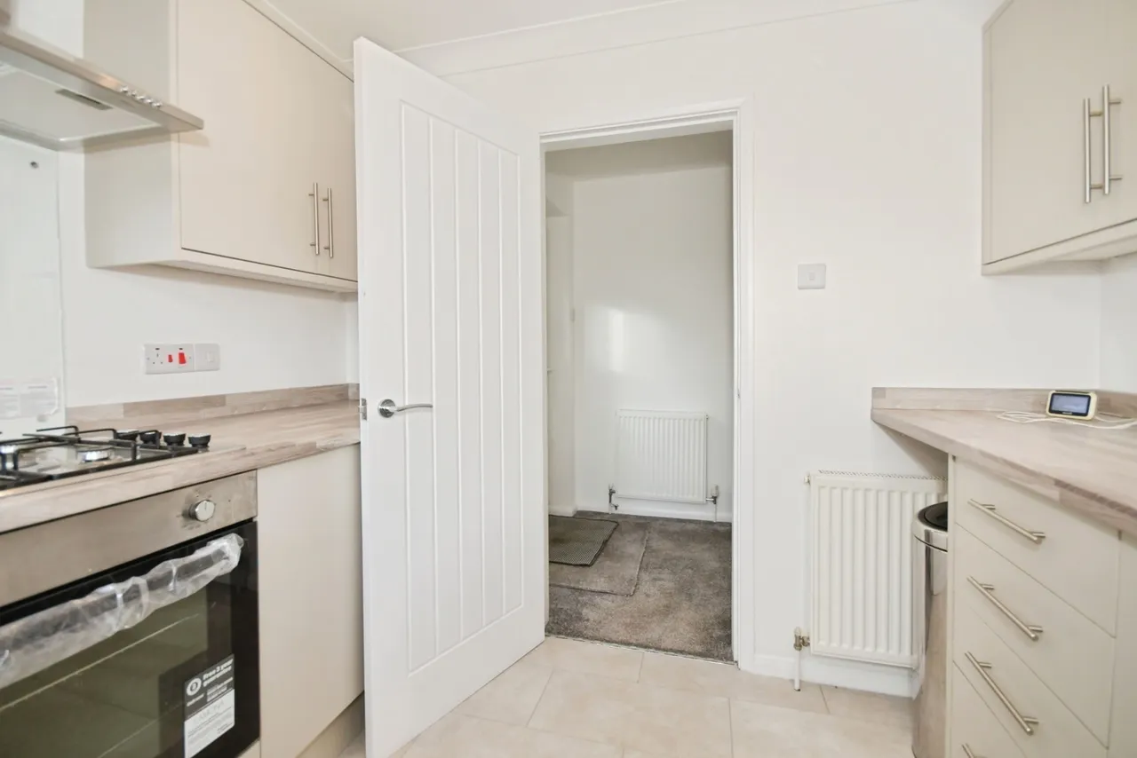 Devon Park View, Derbyshire, S43, photo 5