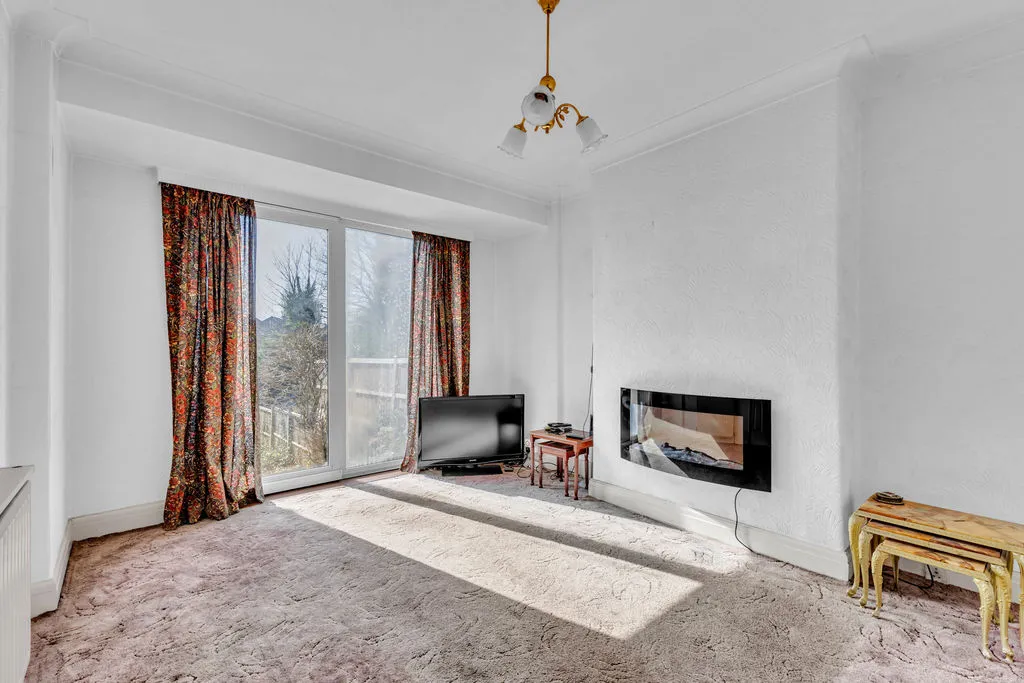 Hollin Lane Middleton, Manchester M24 5LA, photo 5