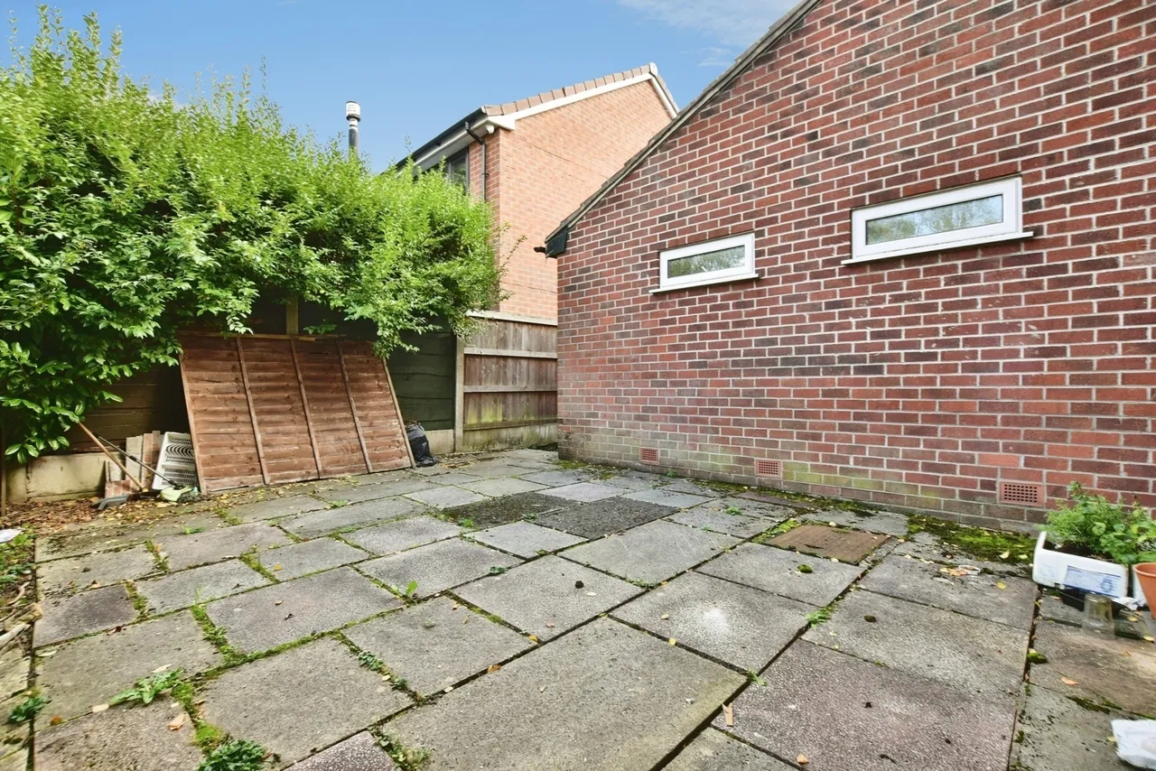 Reevey Avenue, Stockport, SK7, photo 16