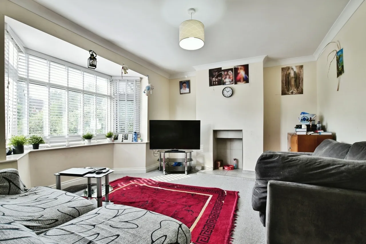 Reevey Avenue, Stockport, SK7, photo 27