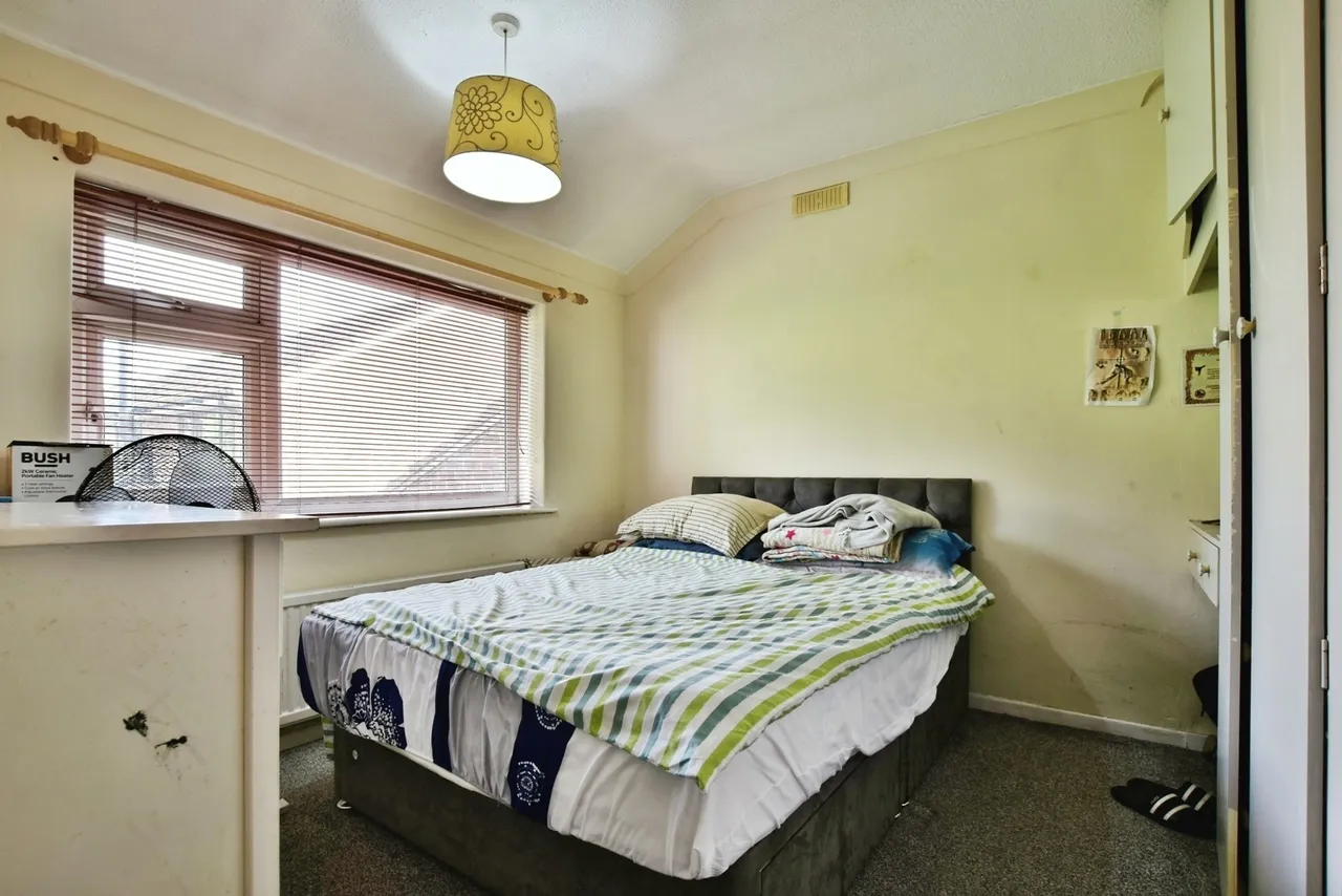 Reevey Avenue, Stockport, SK7, photo 21