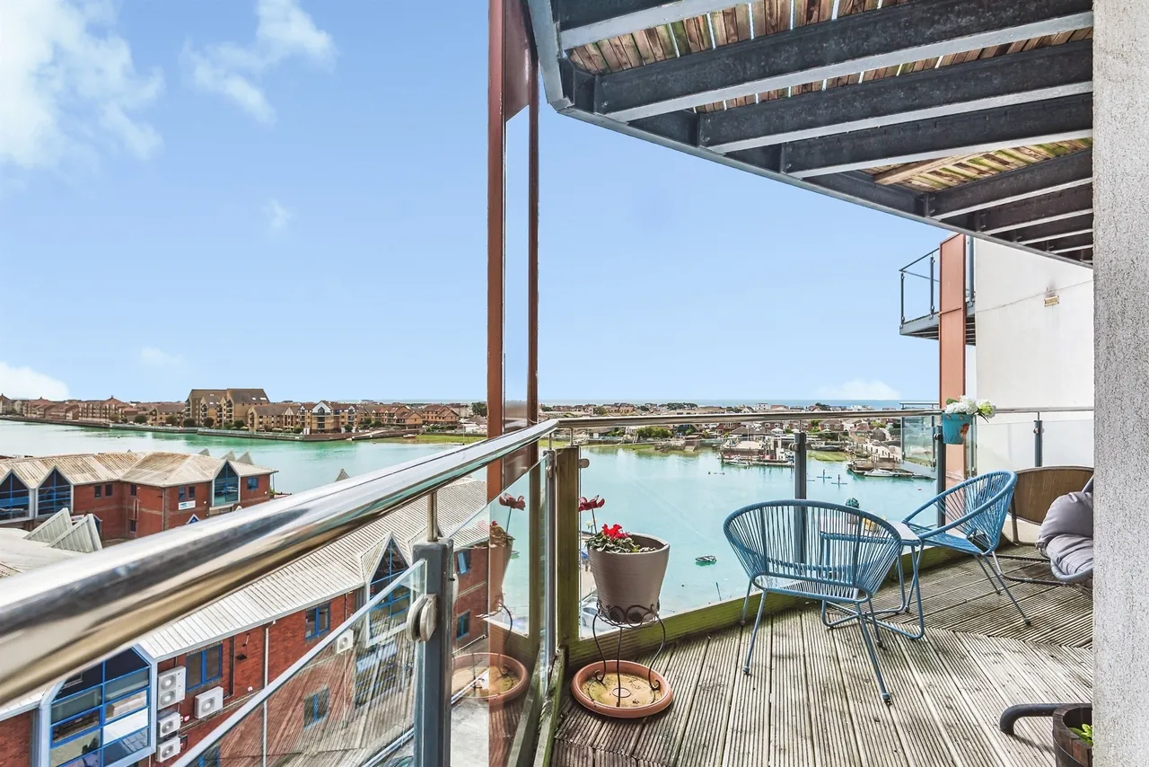 Brighton Road, Shoreham-By-Sea, photo 6