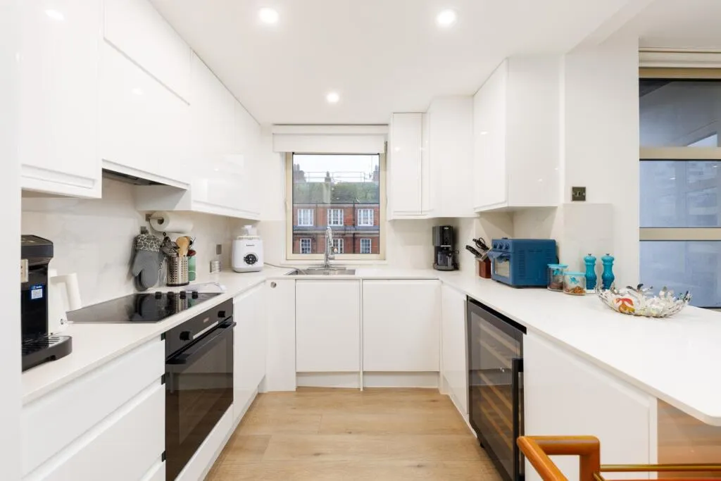 Consort Rise, Buckingham Palace Road, London, SW1W, photo 4