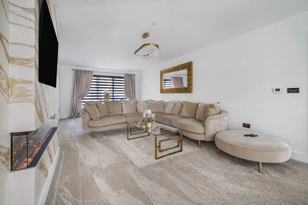 St Clares Court, Porthcawl, CF36 5DS, photo 7