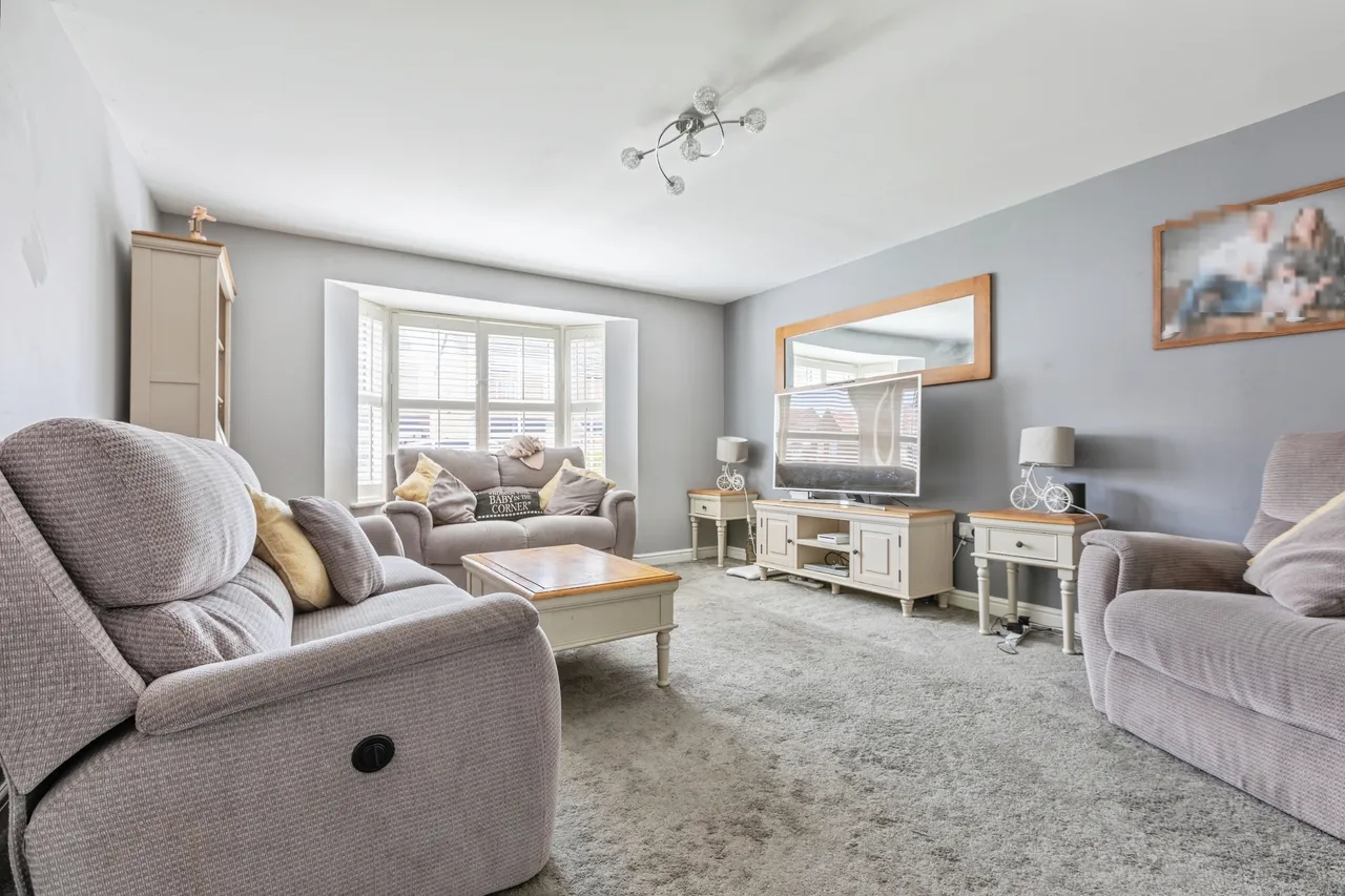 Poplar Place, Morpeth, NE61, photo 2