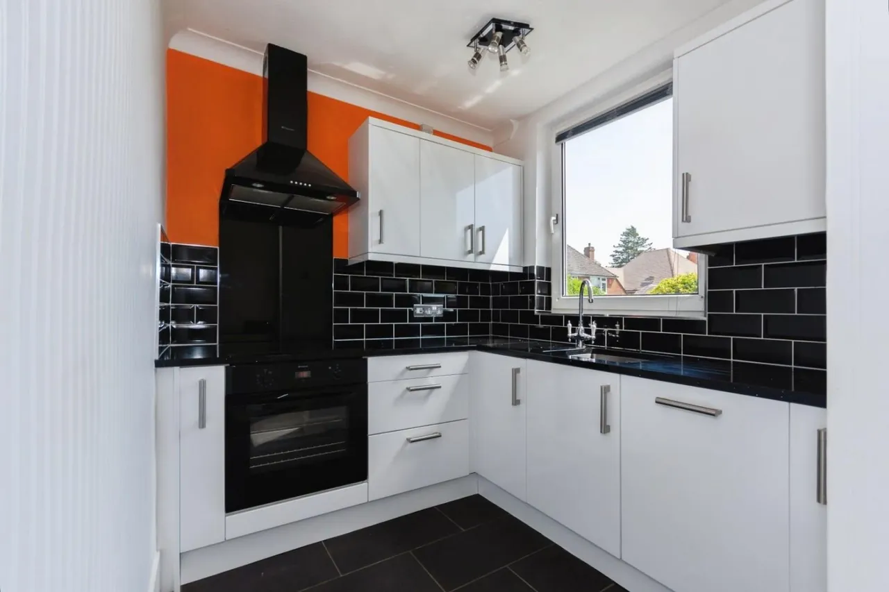 Links Drive, Solihull, photo 12