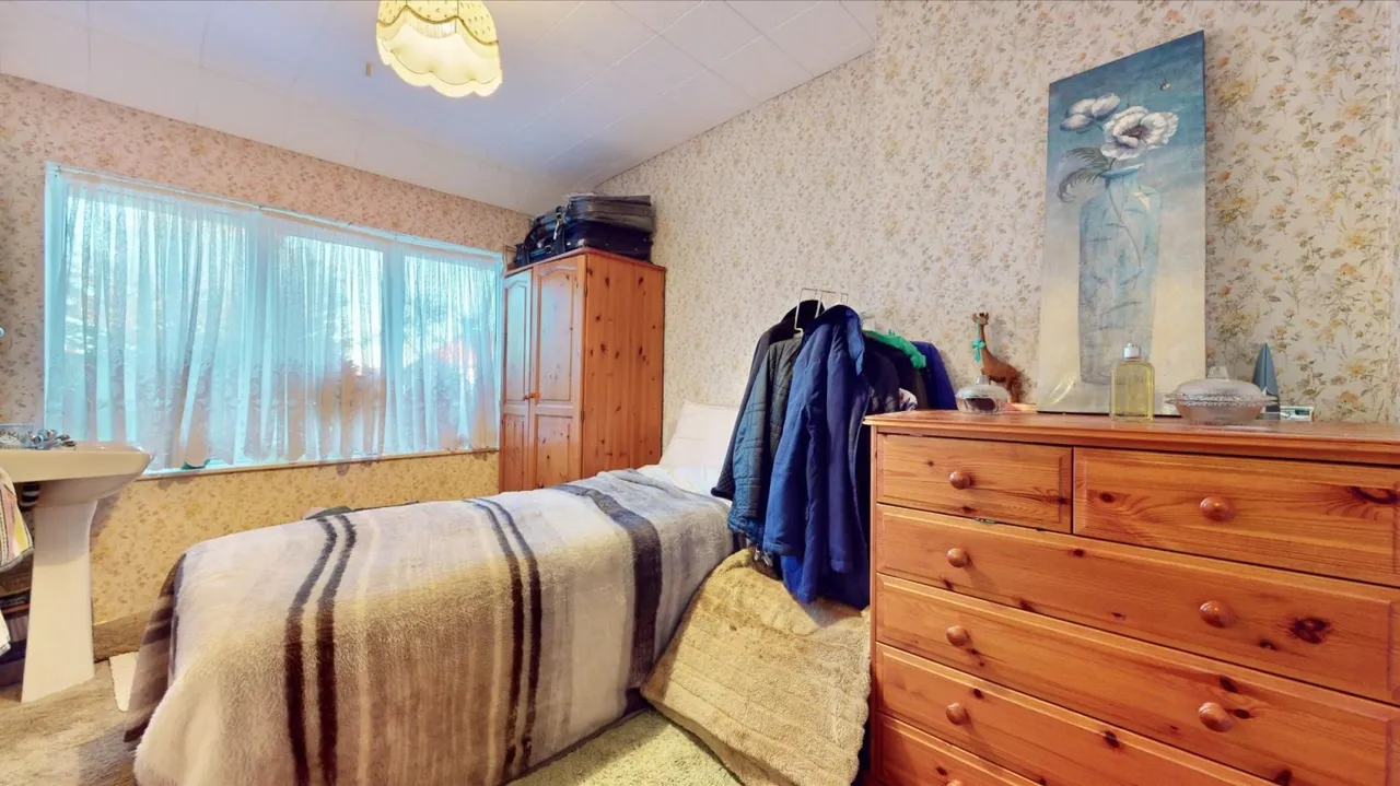 Becontree Avenue, Dagenham, RM8, photo 11