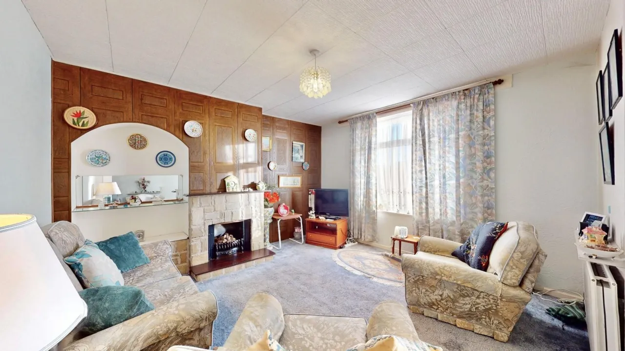 Becontree Avenue, Dagenham, RM8, photo 2