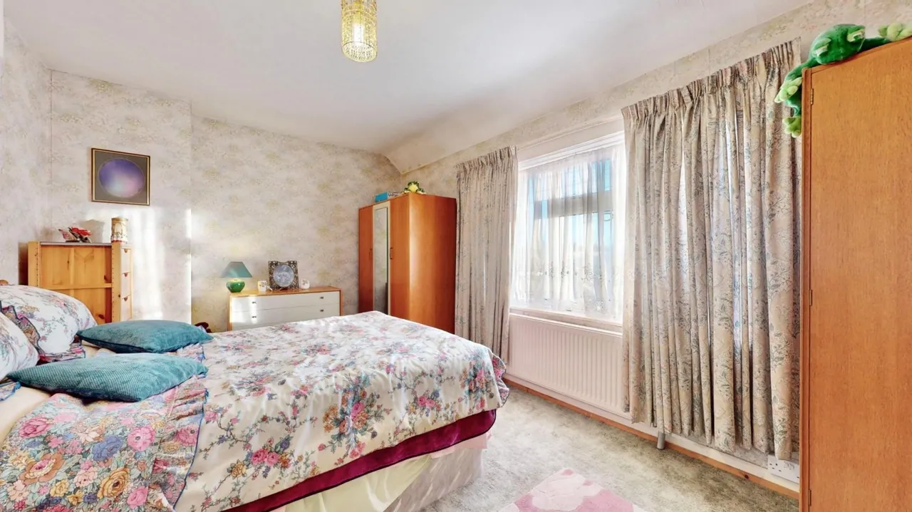 Becontree Avenue, Dagenham, RM8, photo 8