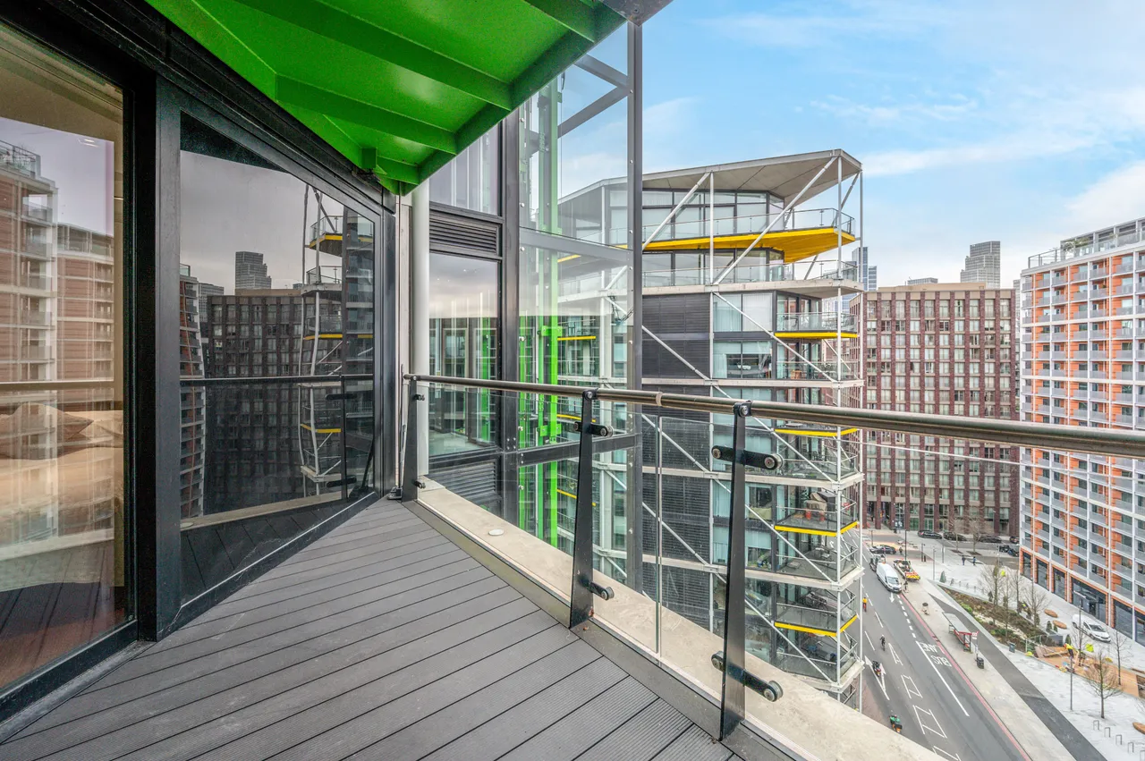 Apartment 70, 4 Riverlight Quay, London, photo 10