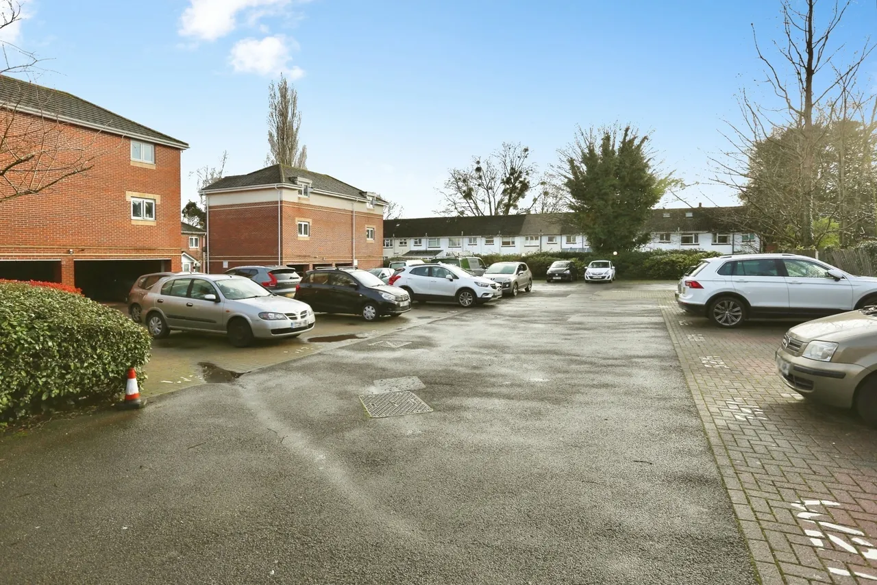 Langstaff Way, Southampton, SO18, photo 17