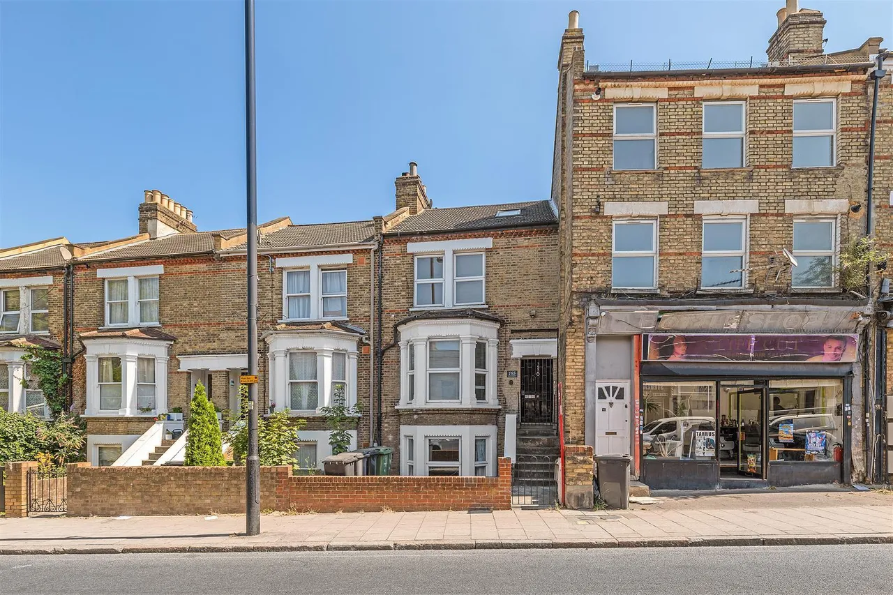 Norwood High Street, London, photo 2