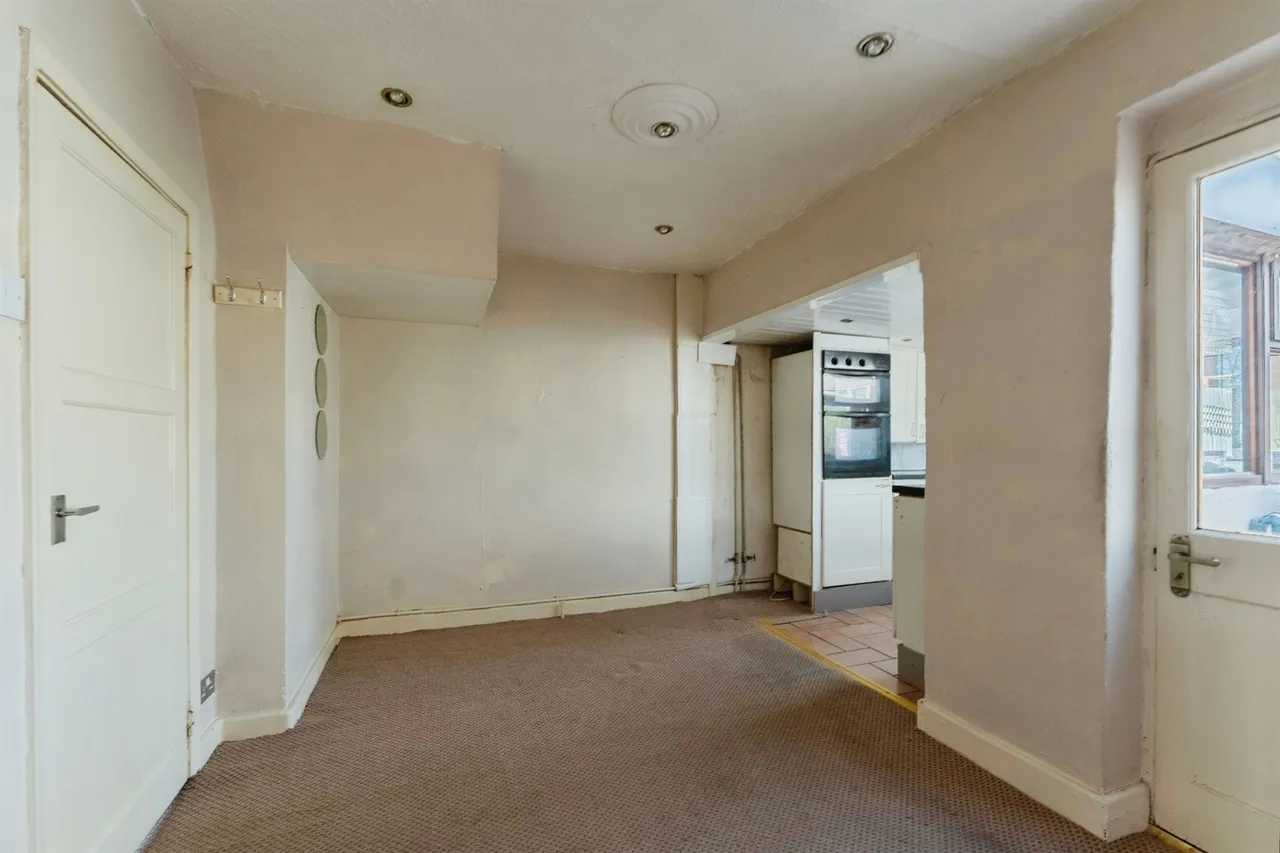 Thornton Road, Ellesmere Port, photo 9