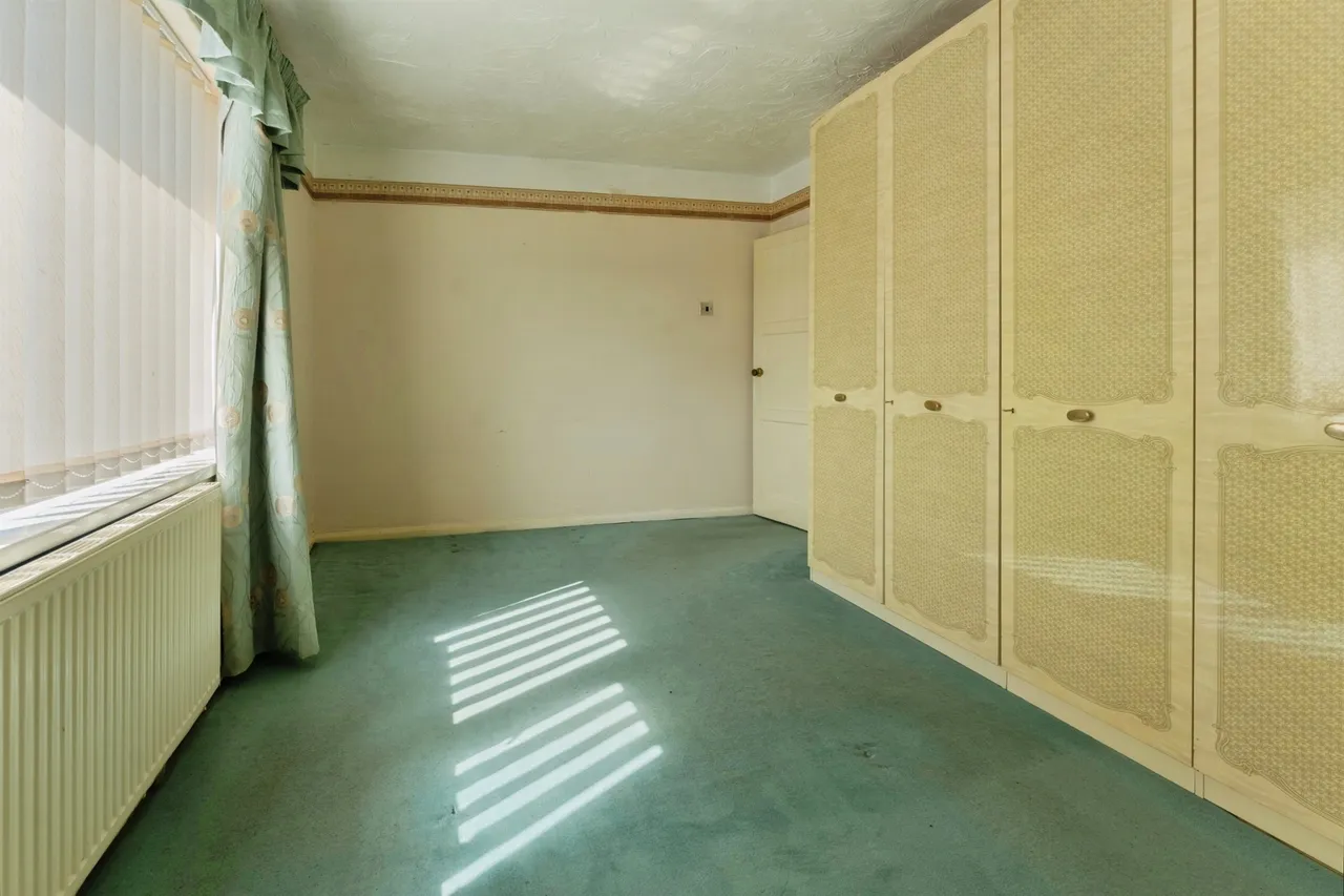 Thornton Road, Ellesmere Port, photo 12