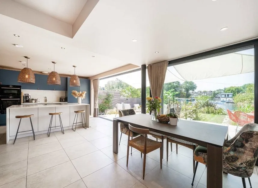Hampton Court Road, East Molesey, KT8, photo 5
