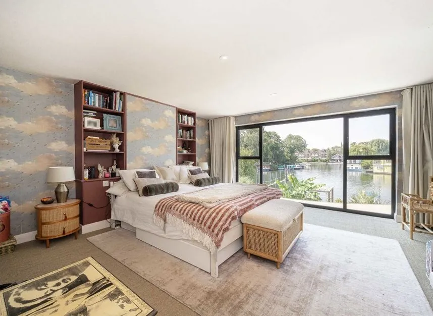 Hampton Court Road, East Molesey, KT8, photo 6