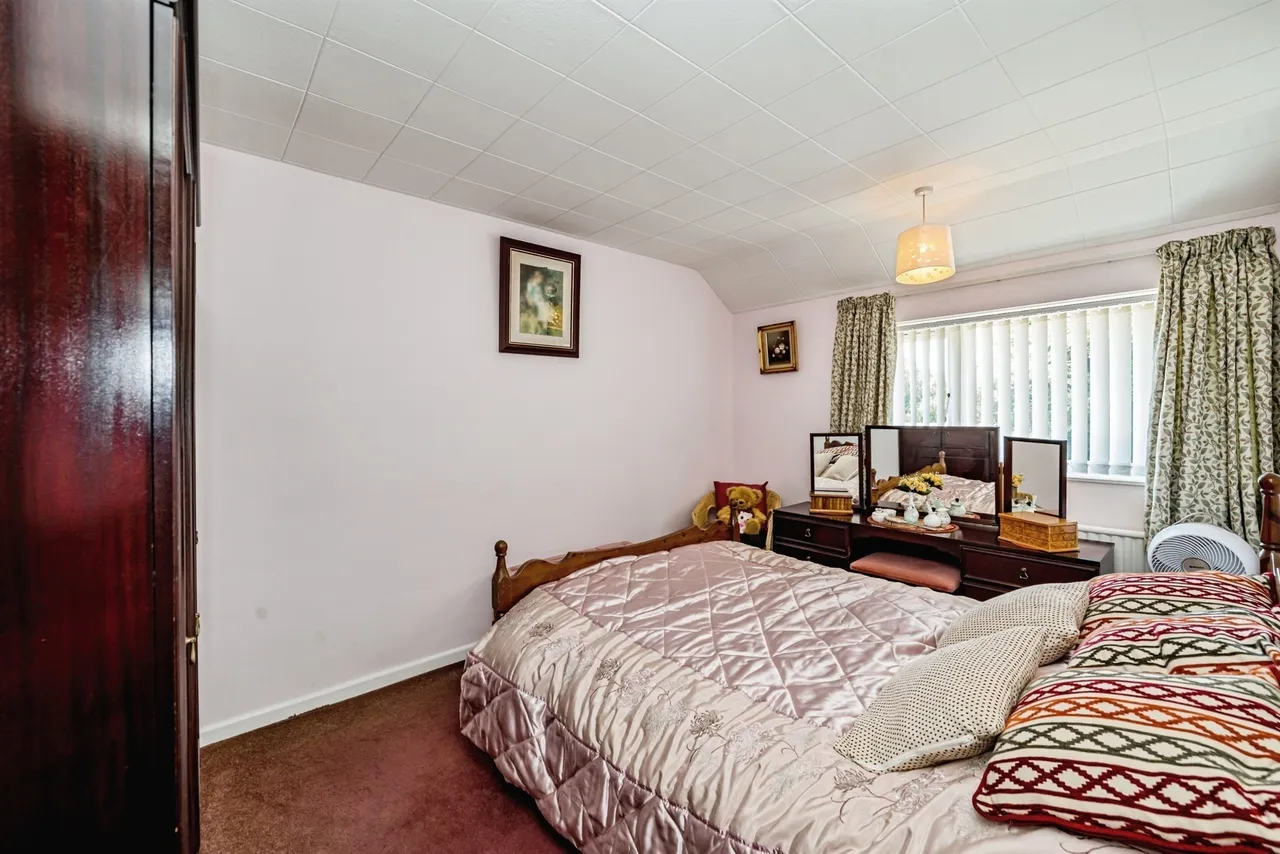 Queens Mead, Bedgrove, Aylesbury, photo 9