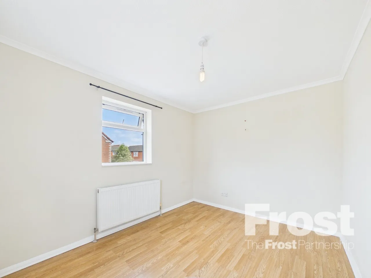 Feltham, Middlesex, photo 5