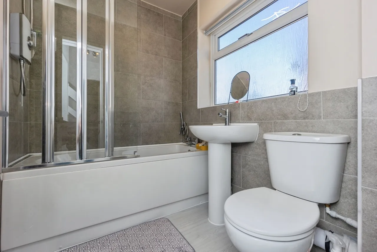 Stott Drive, Urmston, Manchester, Greater Manchester, M41, photo 6