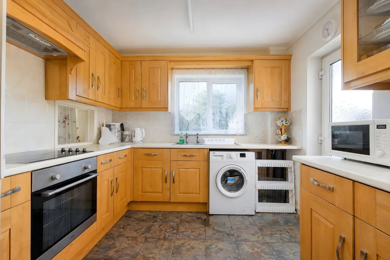 Beech End, Alconbury, PE28, photo 6
