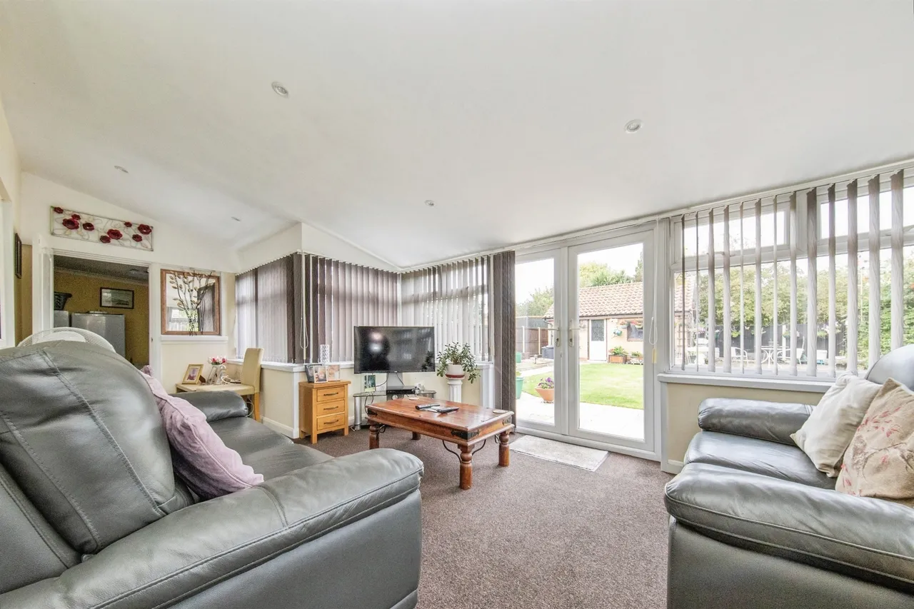 The Street, Little Clacton, CO16, photo 6