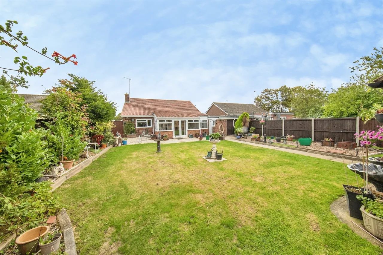 The Street, Little Clacton, CO16, photo 13