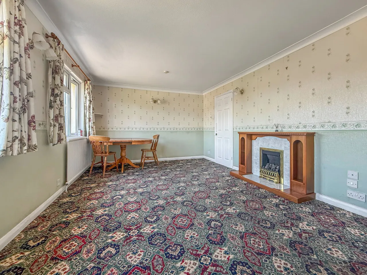Lynhurst Avenue, Sticklepath, Barnstaple, North Devon, photo 2