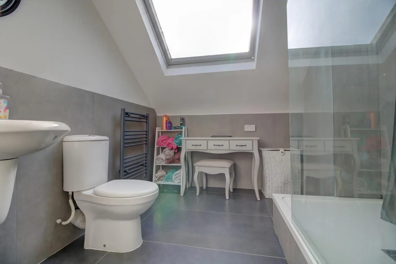 Cherry Waye, Eythorne, CT15, photo 19