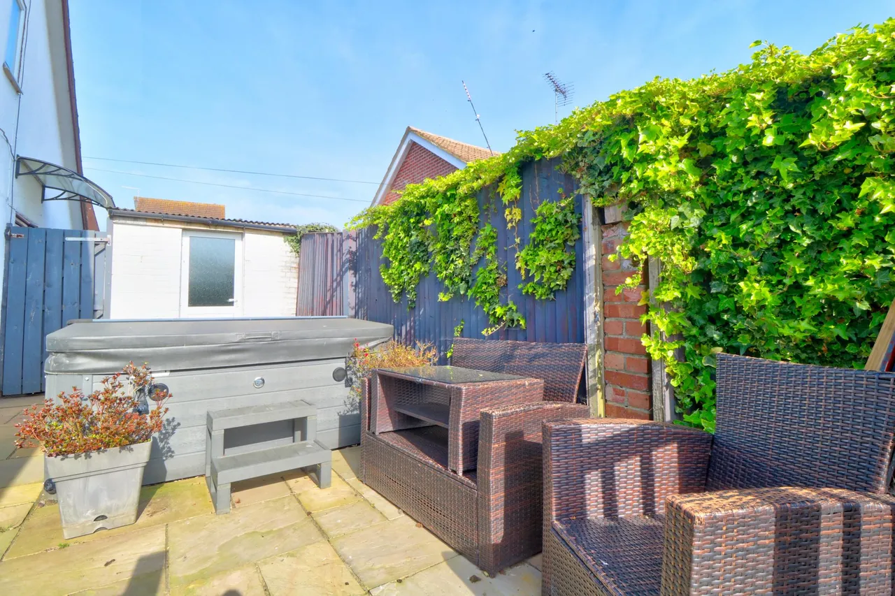 Cherry Waye, Eythorne, CT15, photo 24