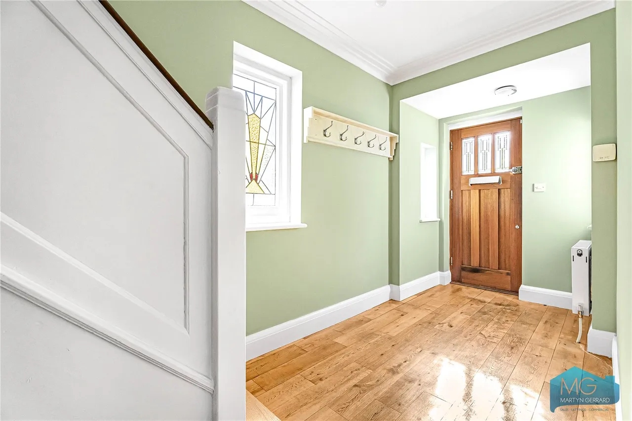 Goldsmith Road, London, N11, photo 17