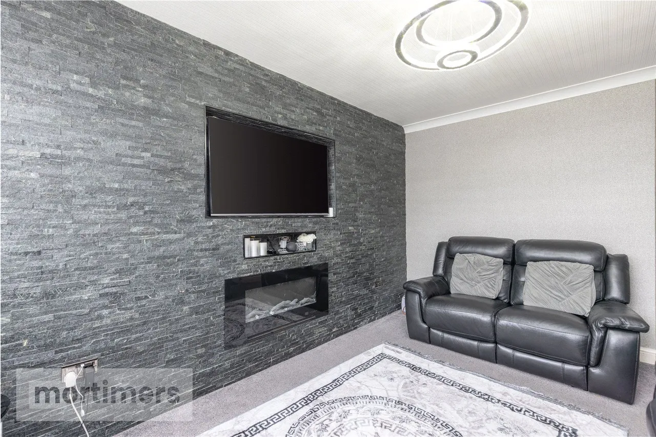 Rhyl Avenue, Blackburn, BB1, photo 6