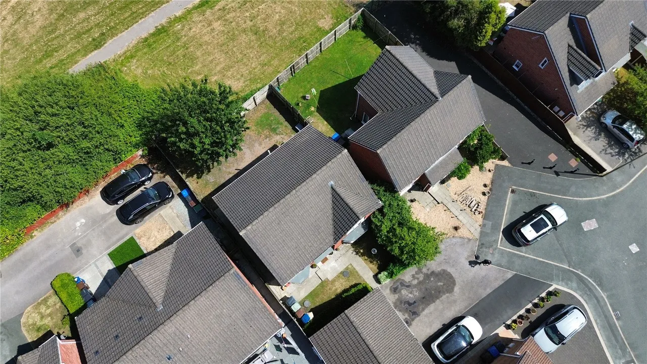 Kerscott Close, Ince, WN3, photo 29