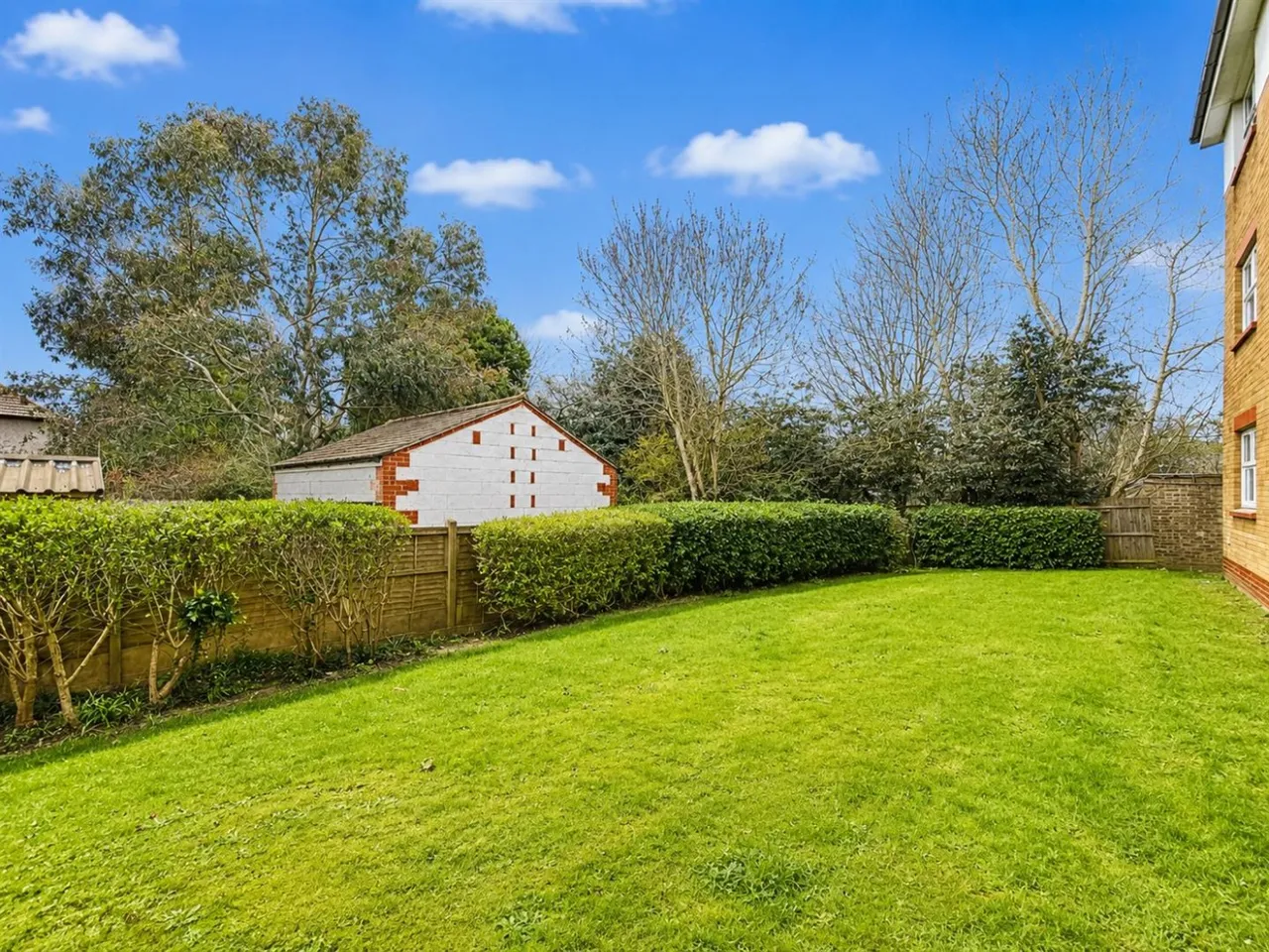 Old Park Mews, Heston, TW5, photo 6