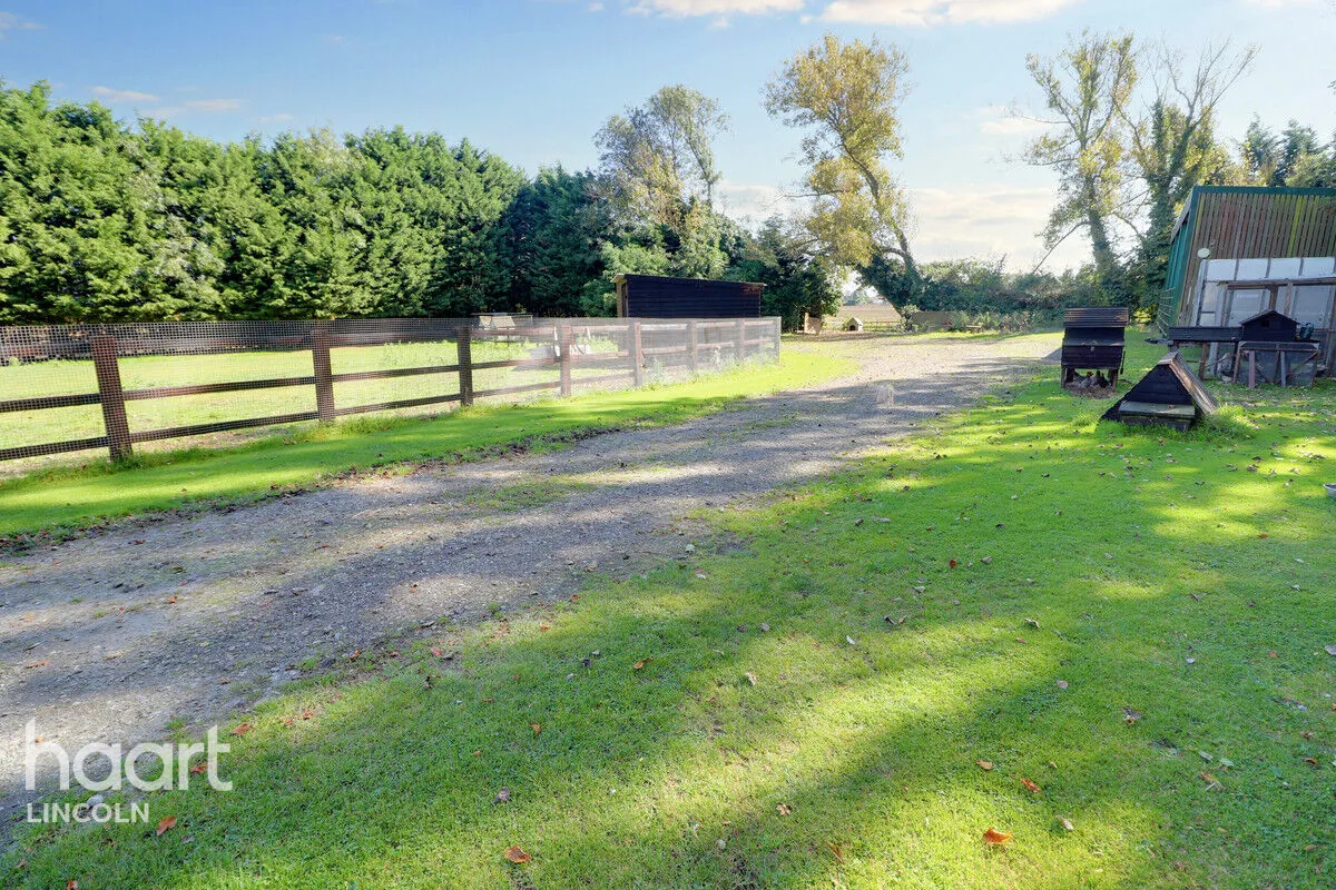 Main Road, Louth, LN11, photo 38