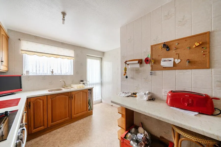 Frenchs Wells, Woking, GU21, photo 2