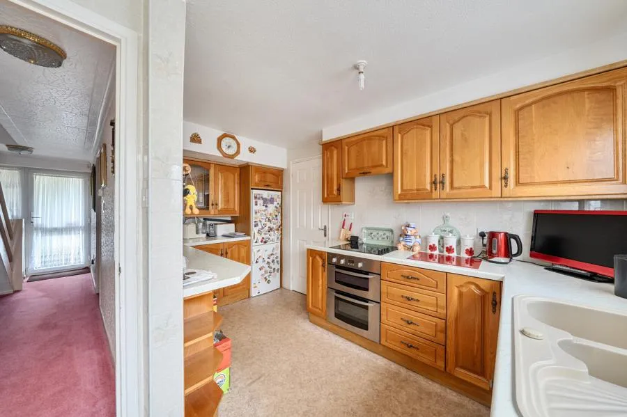 Frenchs Wells, Woking, GU21, photo 19