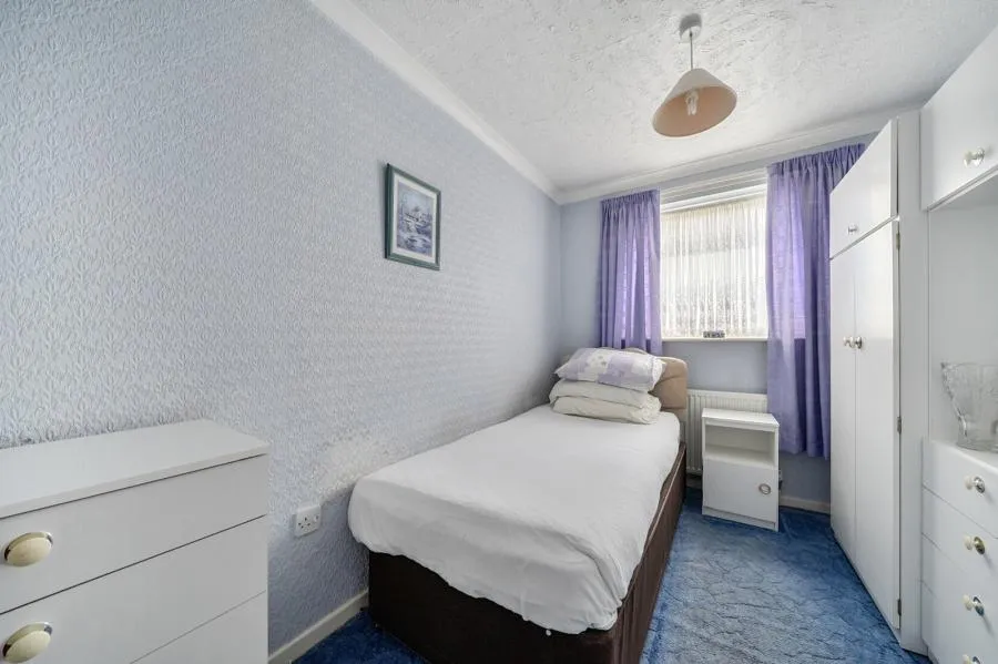 Frenchs Wells, Woking, GU21, photo 9