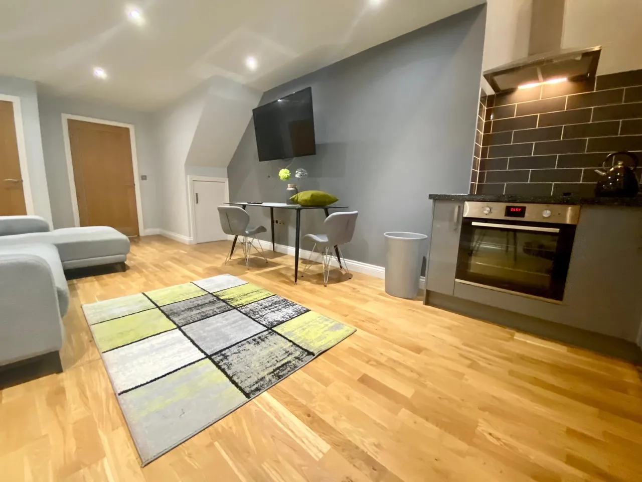 John William Street, Huddersfield, HD1, photo 3