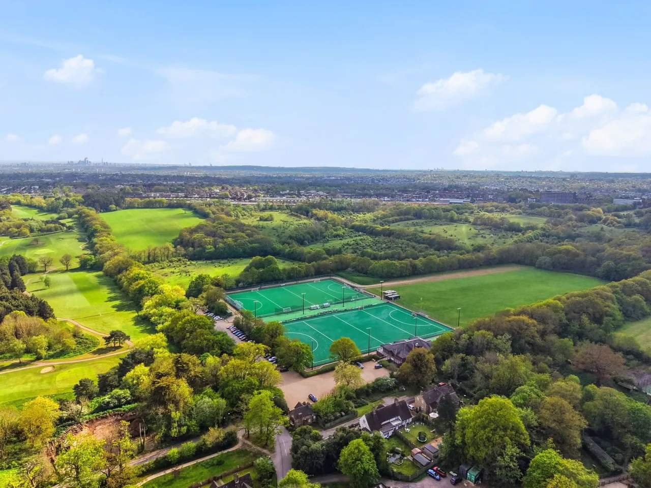 Sassoon Drive, Trent Park, EN4, photo 17