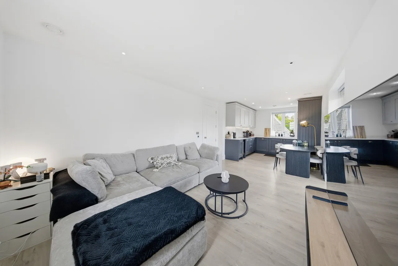 Sassoon Drive, Trent Park, EN4, photo 4