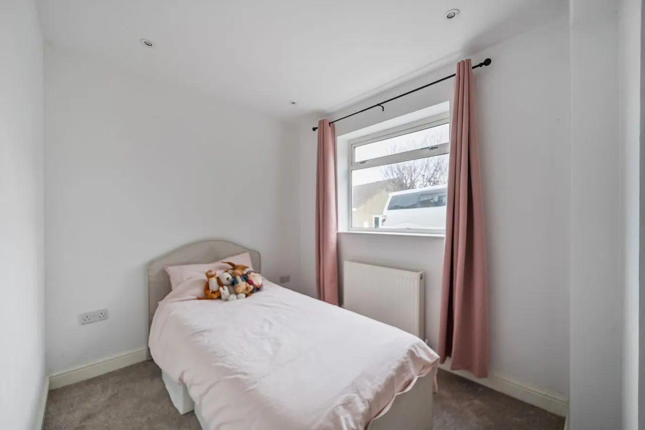 Styles Close, Frome, BA11, photo 15