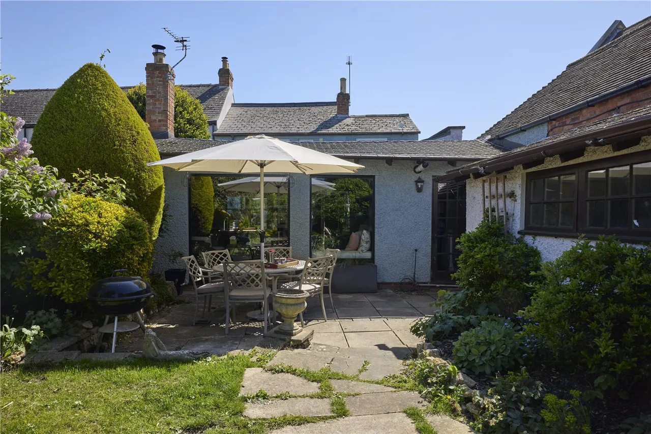 Old Bath Road, Leckhampton, GL53, photo 19