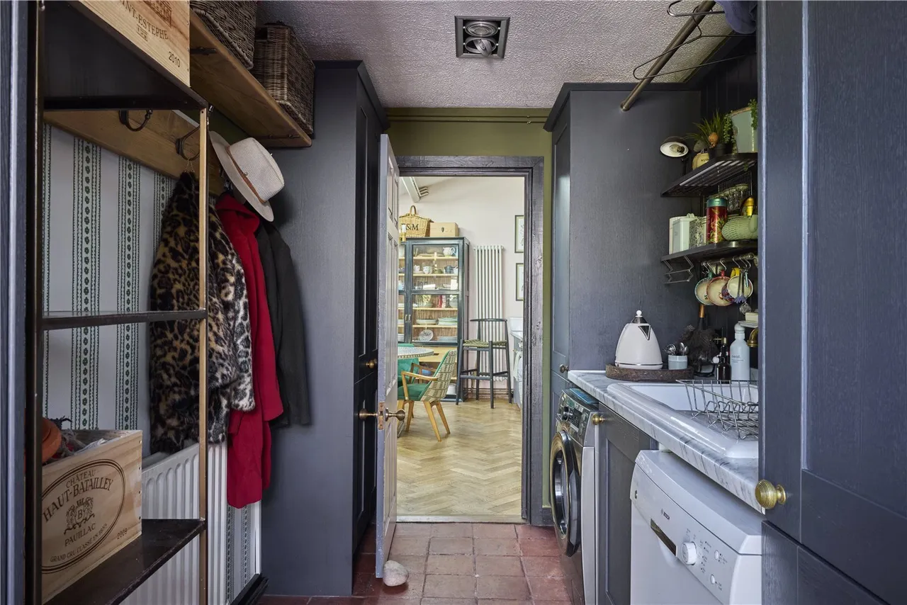 Old Bath Road, Leckhampton, GL53, photo 12